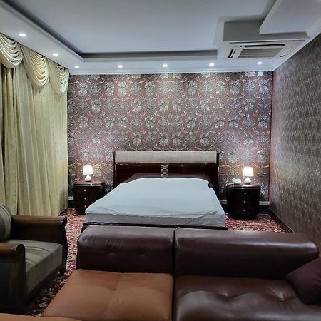 Seoul Hotel Sjymkent Exteriör bild
