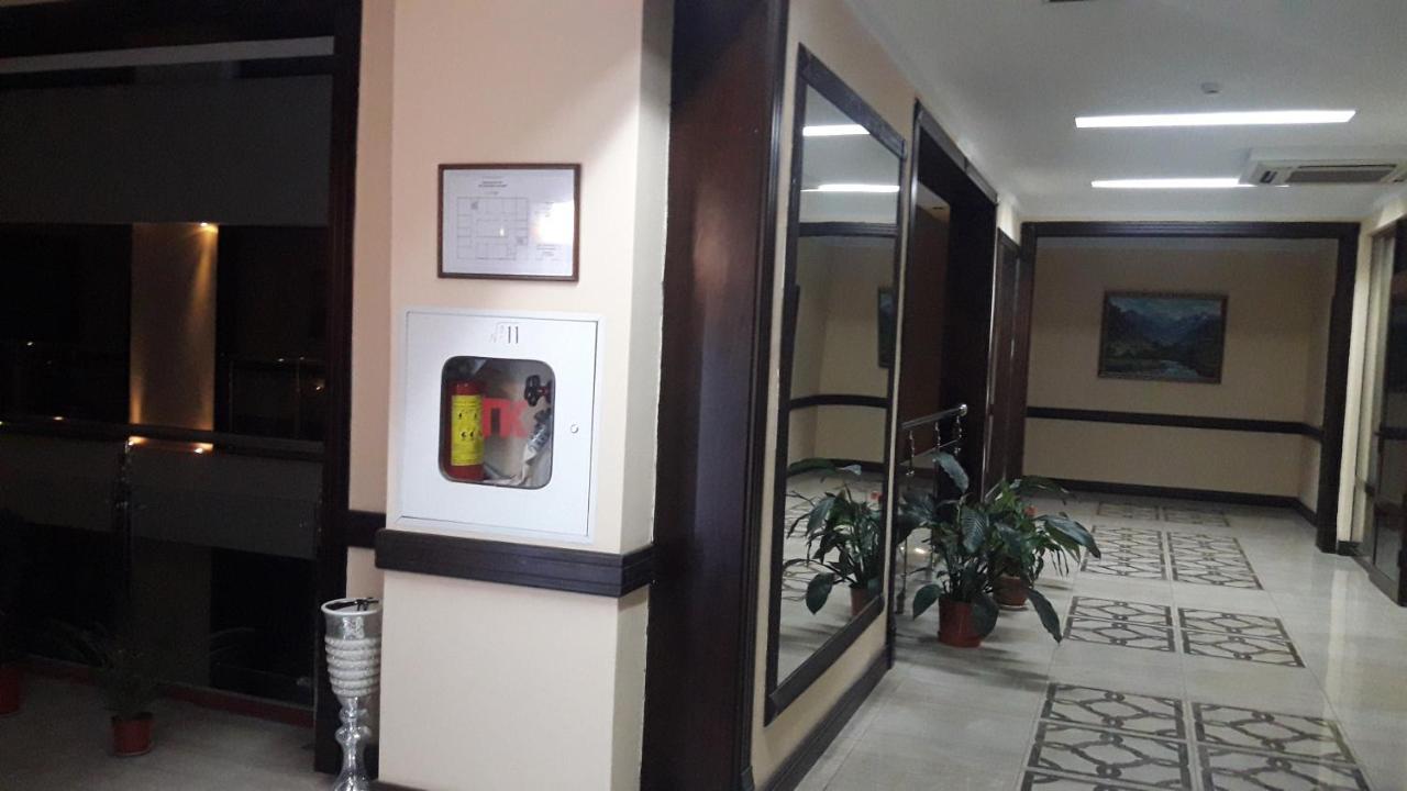 Seoul Hotel Sjymkent Exteriör bild