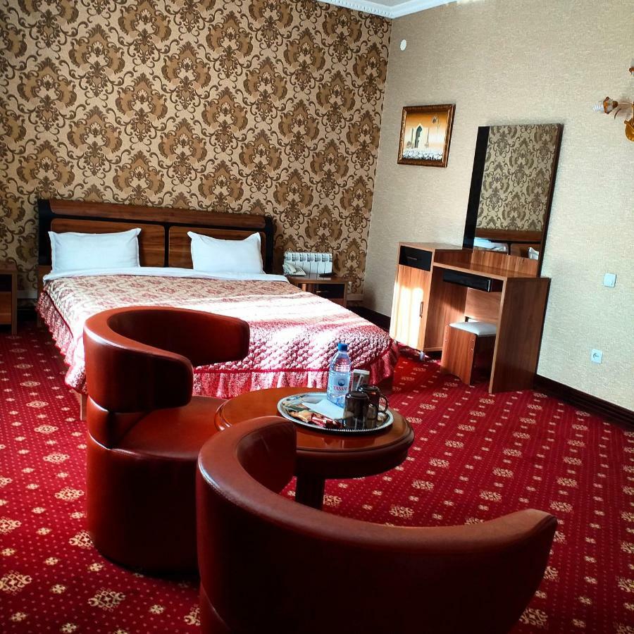 Seoul Hotel Sjymkent Exteriör bild